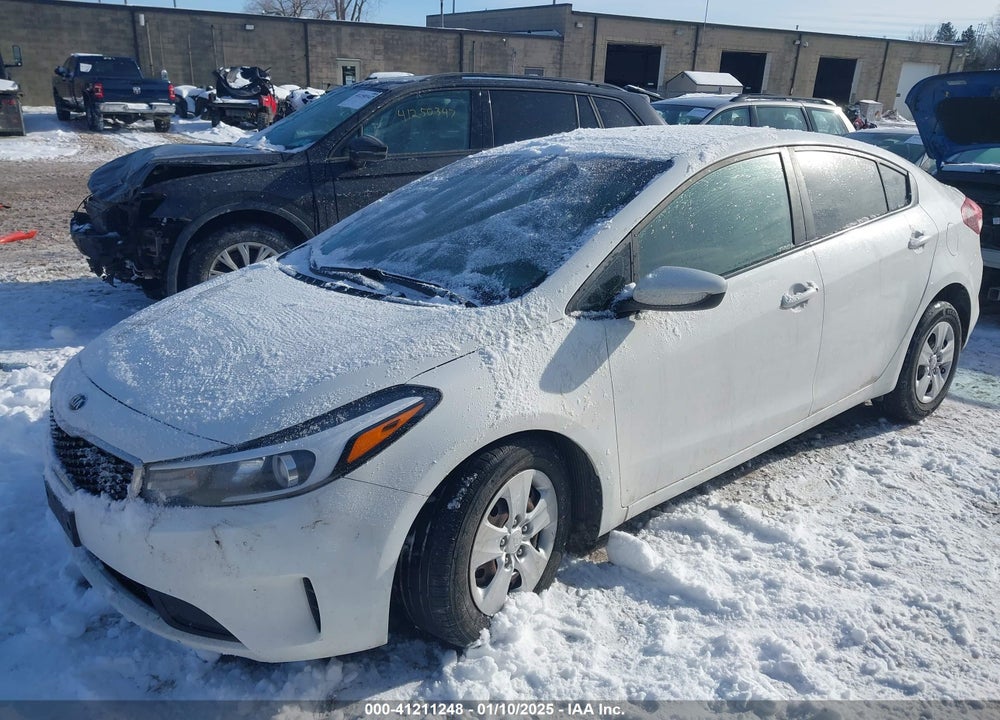 2018 KIA FORTE VIN: 3KPFK4A76JE236975