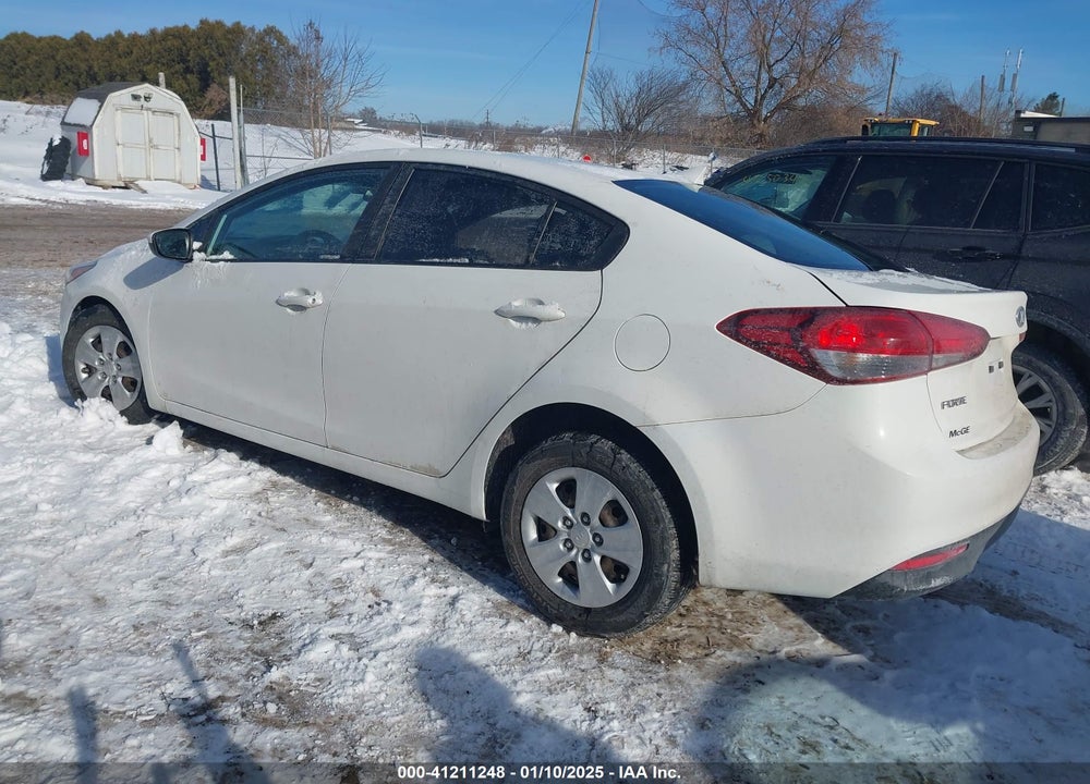 2018 KIA FORTE VIN: 3KPFK4A76JE236975