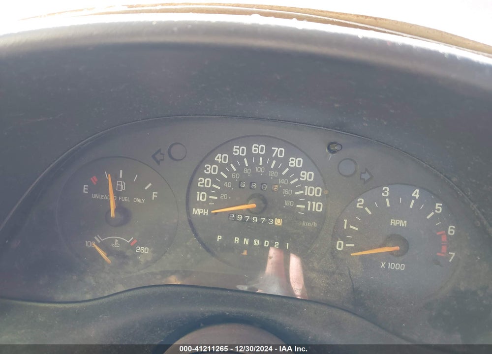 2000 CHEVROLET LUMINA VIN: 2G1WL52J4Y1276629