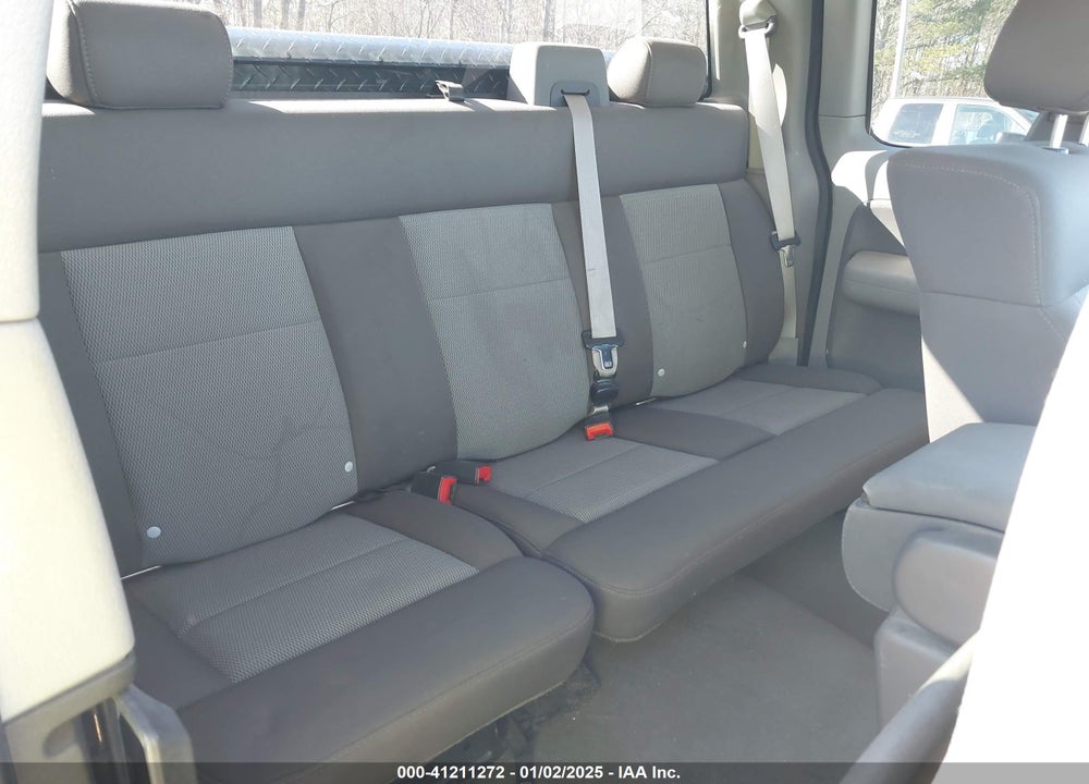 2005 FORD F-150 STX/XL/XLT VIN: 1FTRX12W15NA59482