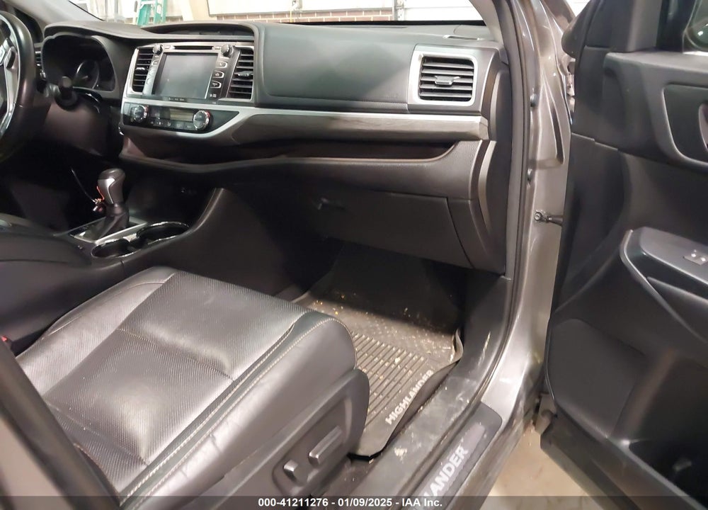 2017 TOYOTA HIGHLANDER LIMITED VIN: 5TDYZRFH6HS234162