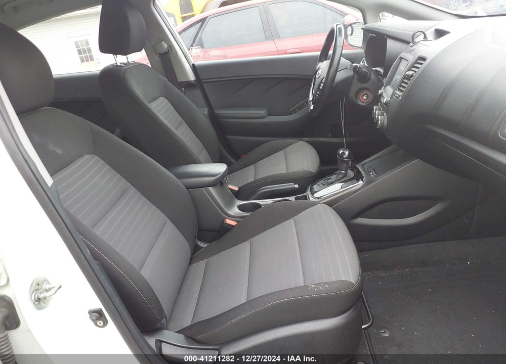 2017 KIA FORTE S VIN: 3KPFL4A72HE139327