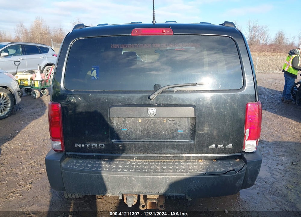 2007 DODGE NITRO SXT VIN: 1D8GU28K87W562578