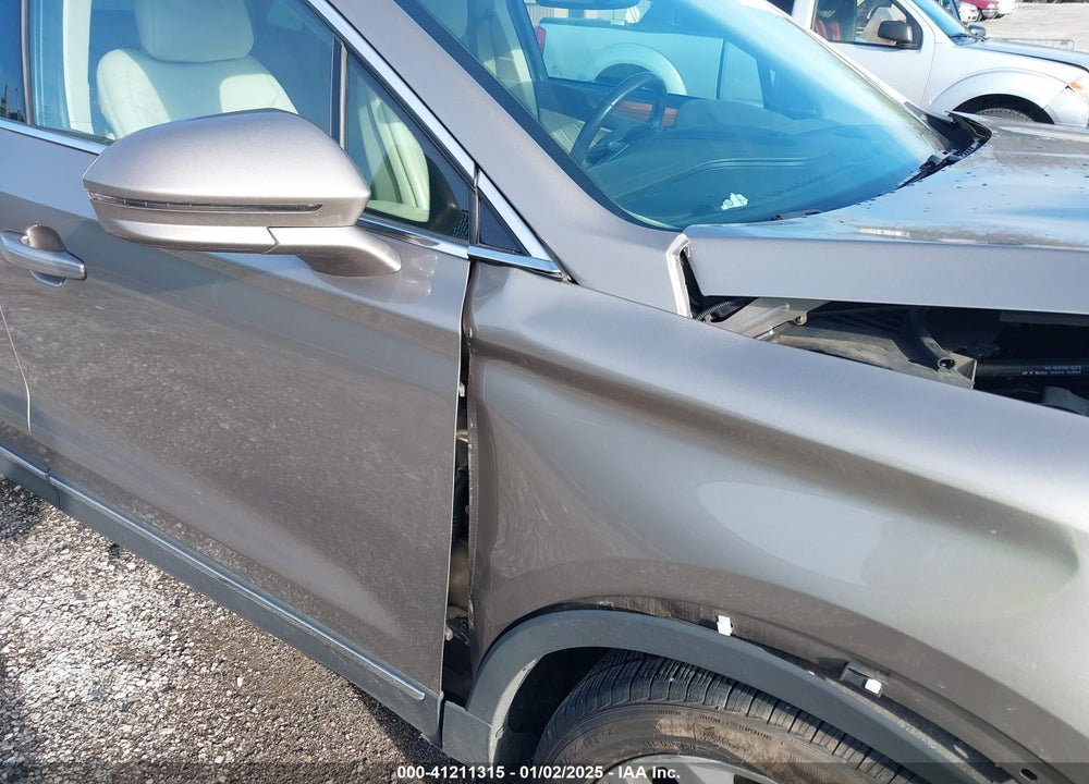 2019 LINCOLN MKC SELECT VIN: 5LMCJ2C99KUL50330