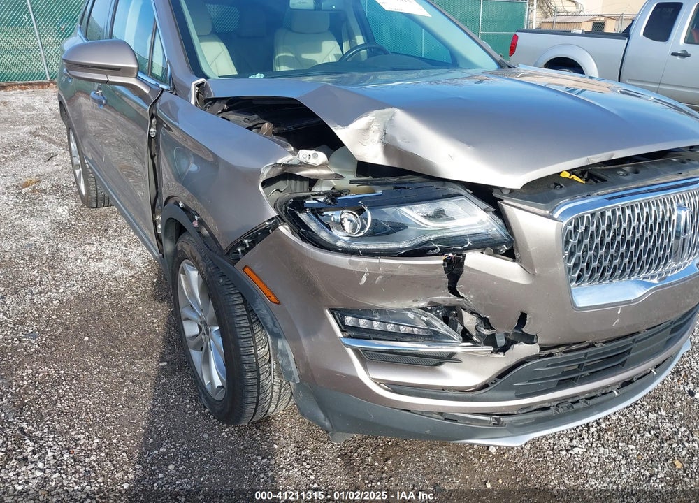 2019 LINCOLN MKC SELECT VIN: 5LMCJ2C99KUL50330