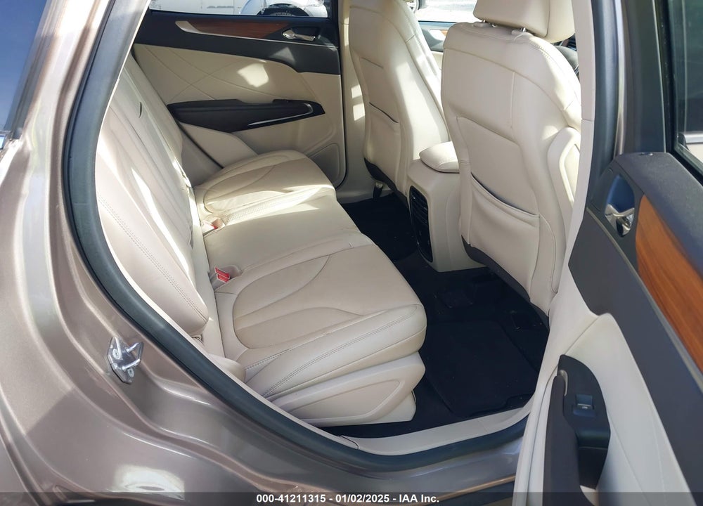 2019 LINCOLN MKC SELECT VIN: 5LMCJ2C99KUL50330