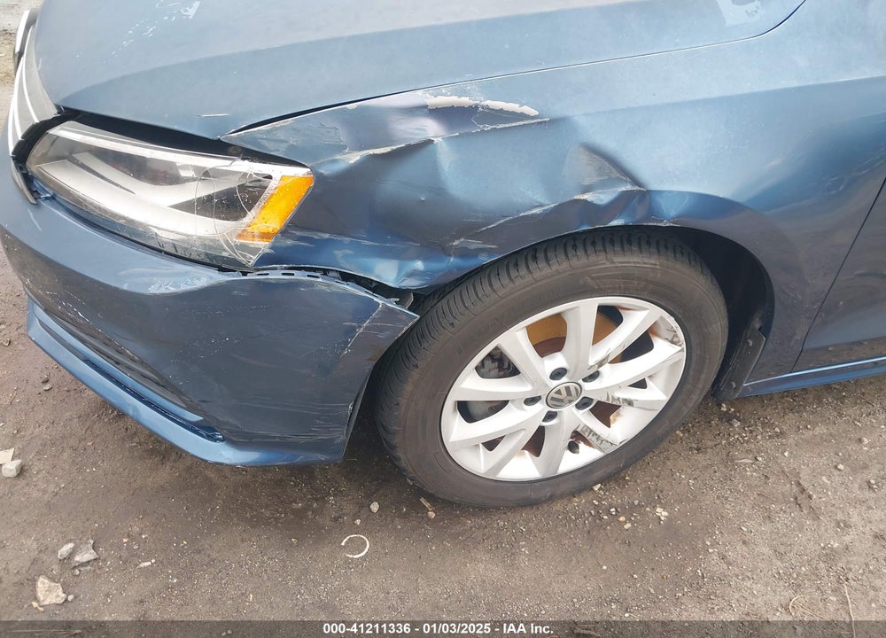 2015 VOLKSWAGEN JETTA VIN: 3VWD17AJ7FM300281