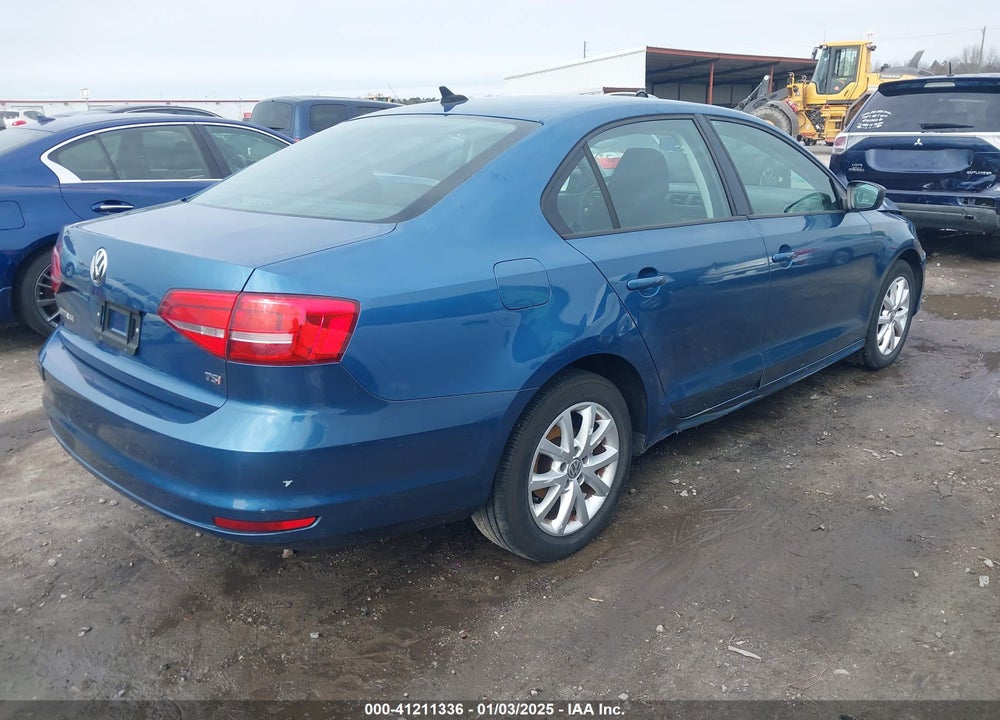 2015 VOLKSWAGEN JETTA VIN: 3VWD17AJ7FM300281