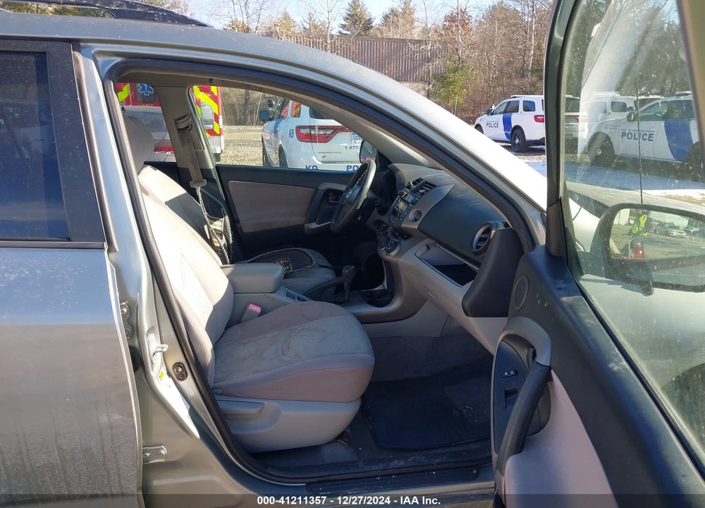 2008 TOYOTA RAV4 VIN: JTMBD33V286067567