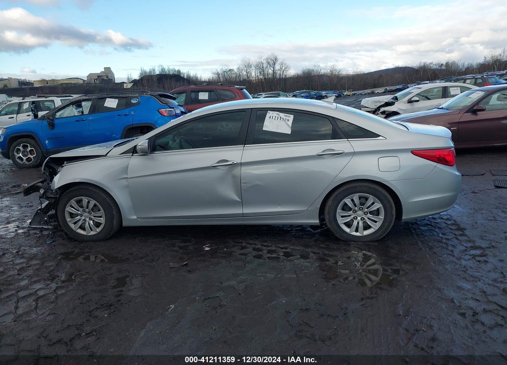 2011 HYUNDAI SONATA GLS VIN: 5NPEB4AC2BH261183