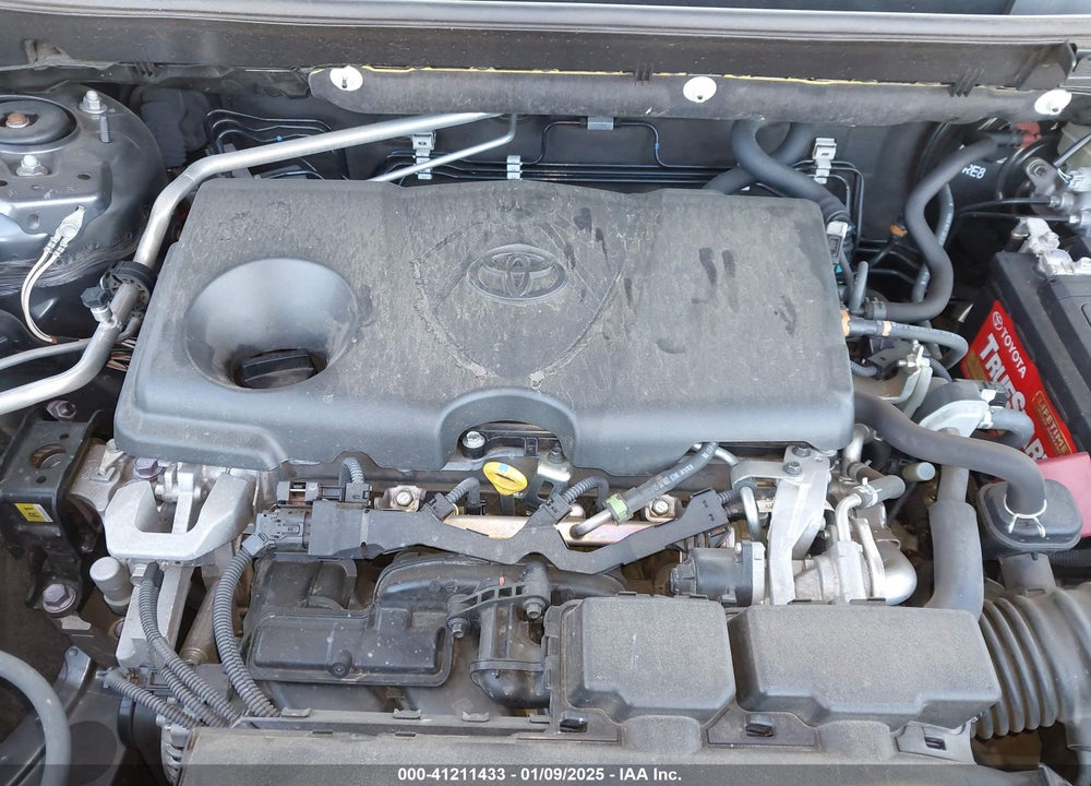 2019 TOYOTA RAV4 XLE VIN: JTMW1RFV3KD034847