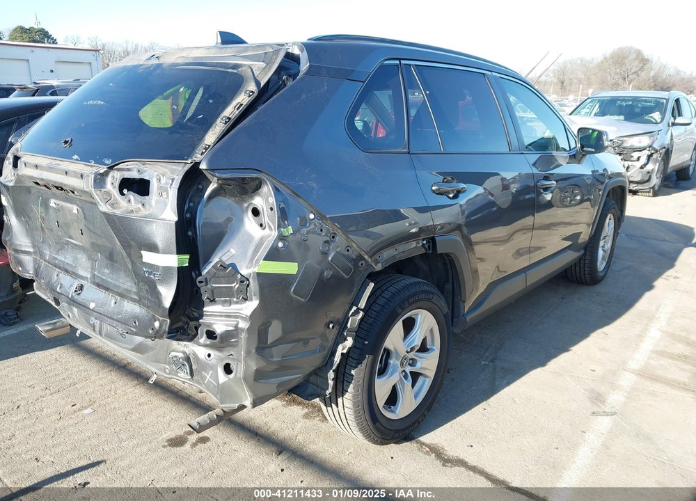 2019 TOYOTA RAV4 XLE VIN: JTMW1RFV3KD034847
