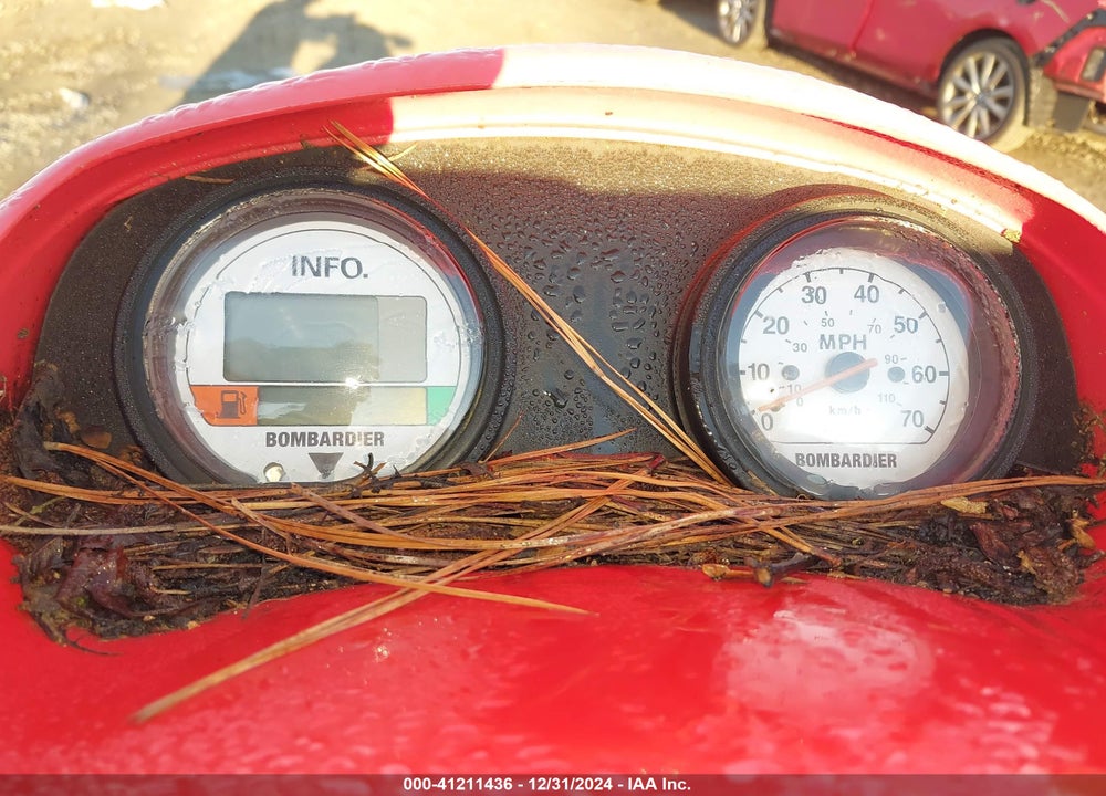 2001 SEADOO PERSONAL WATERCRAFT VIN: ZZN41163A101