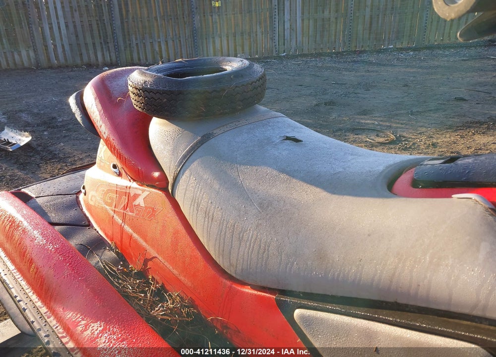 2001 SEADOO PERSONAL WATERCRAFT VIN: ZZN41163A101