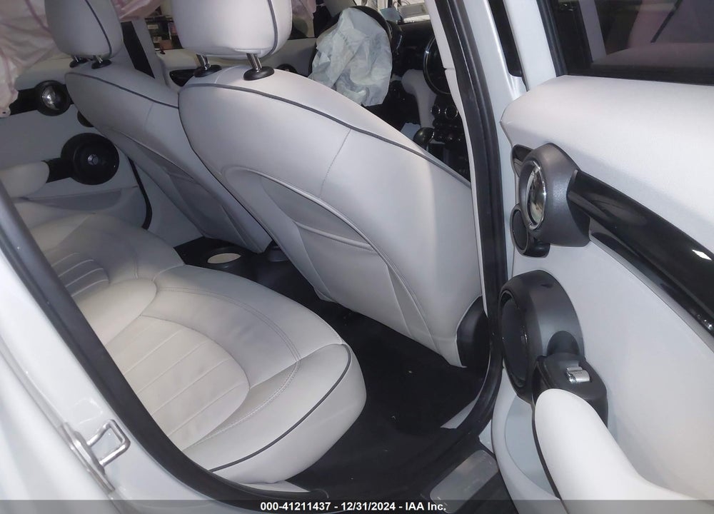 2018 MINI HARDTOP COOPER S VIN: WMWXU3C5XJ2F51084