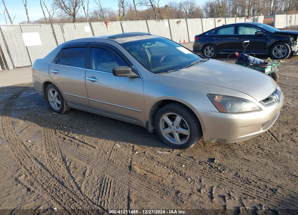 2003 HONDA ACCORD 2.4 EX VIN: JHMCM56663C064443