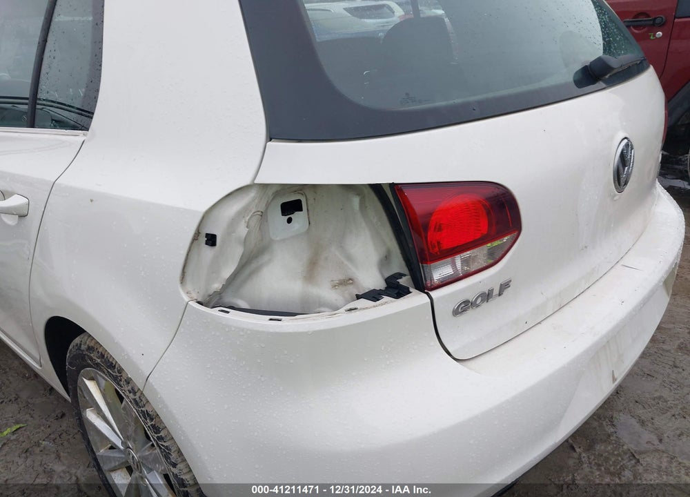 2013 VOLKSWAGEN GOLF 2.0L TDI 4-DOOR VIN: WVWDM7AJ8DW135932