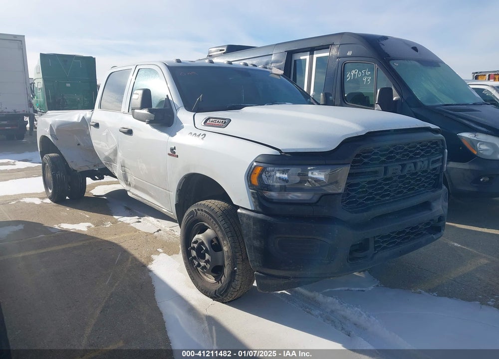 2024 RAM 3500 VIN: 3C63RRGL8RG112570