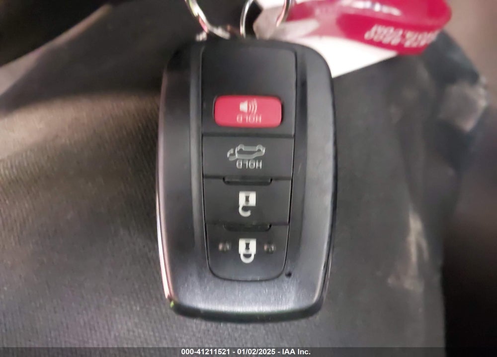 2019 TOYOTA RAV4 HYBRID XLE VIN: JTMRWRFV7KD019914