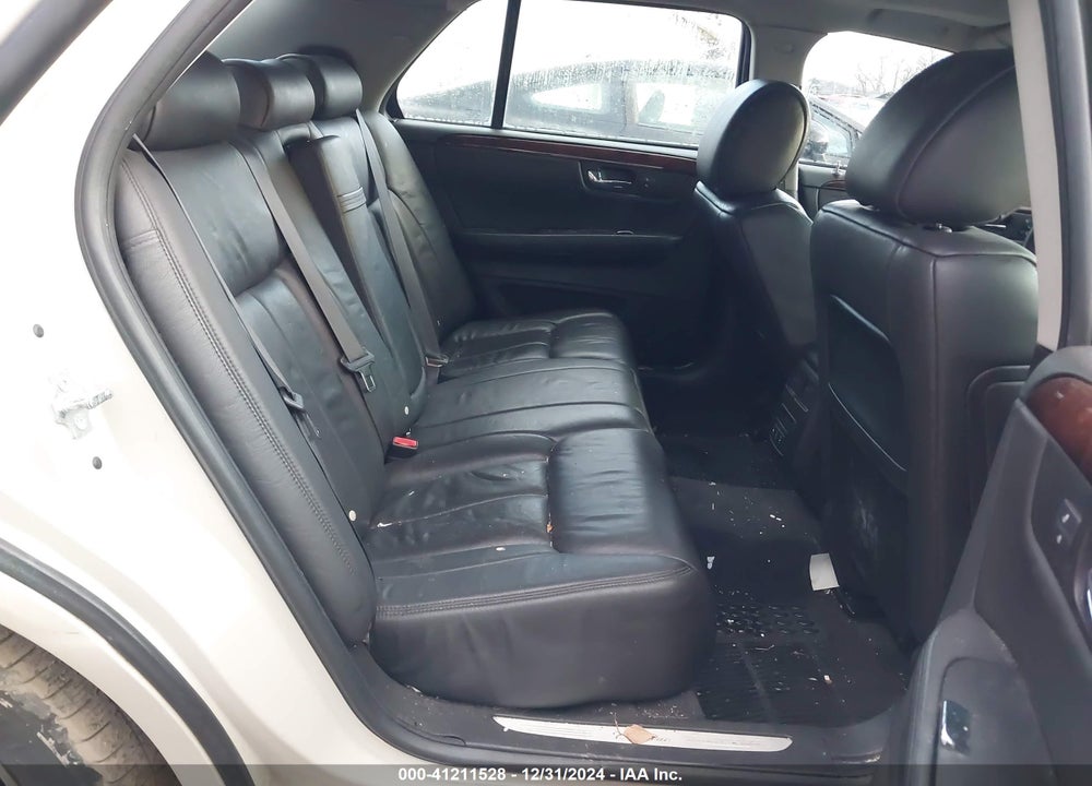 2011 CADILLAC DTS PREMIUM COLLECTION VIN: 1G6KH5E62BU138469