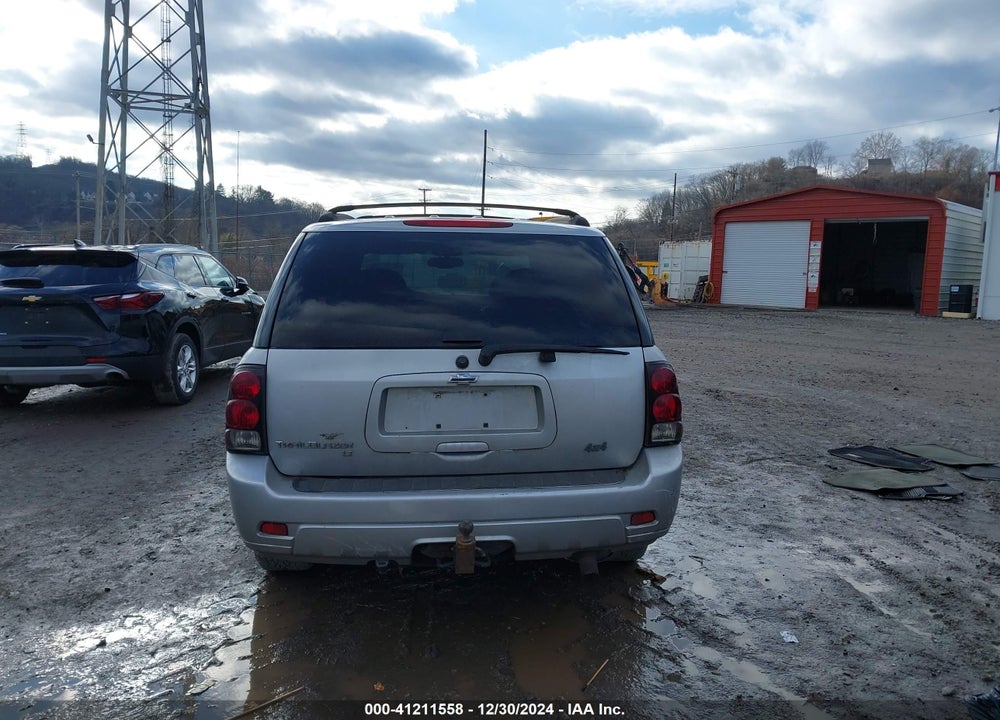 2009 CHEVROLET TRAILBLAZER LT VIN: 1GNDT33S892104428