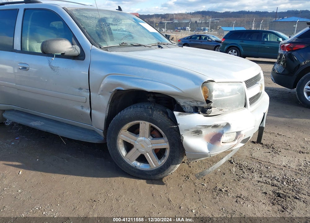 2009 CHEVROLET TRAILBLAZER LT VIN: 1GNDT33S892104428