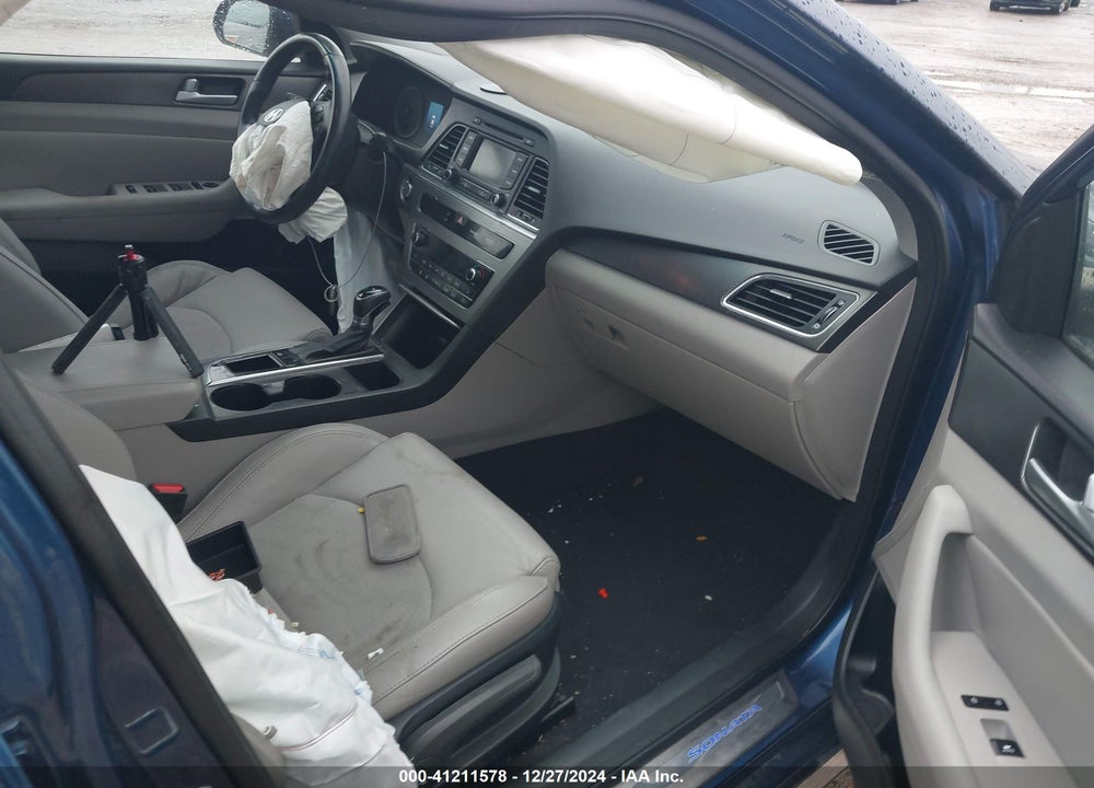 2015 HYUNDAI SONATA VIN: 5NPE34AFXFH192546