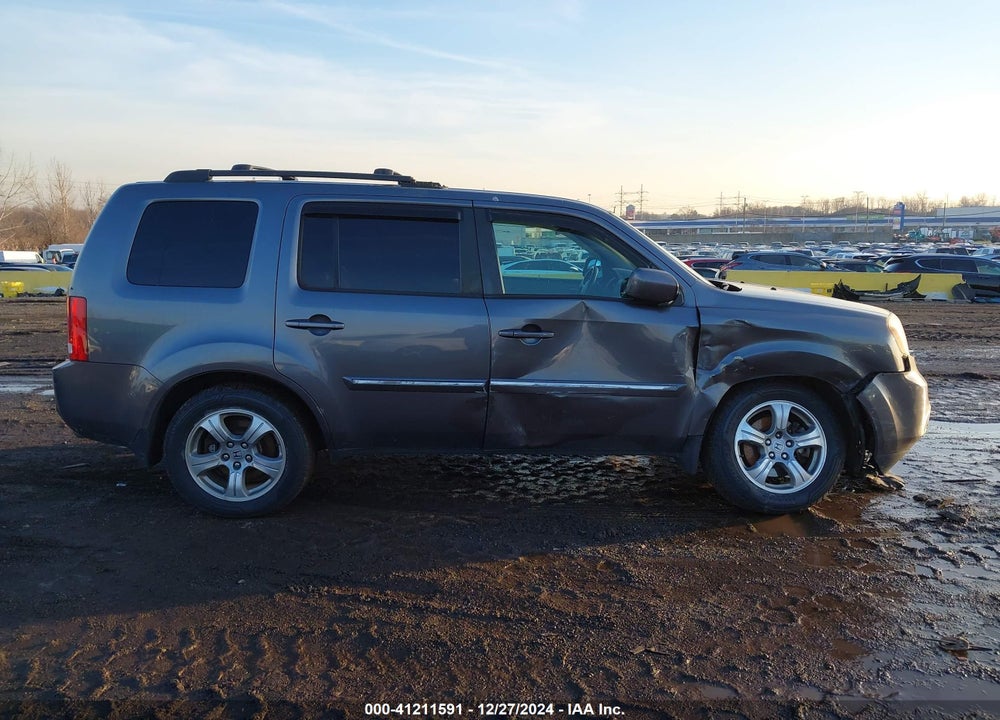2015 HONDA PILOT EX VIN: 5FNYF4H48FB054771
