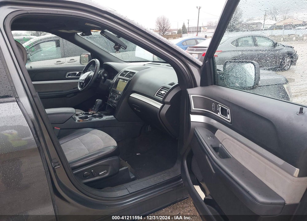 2017 FORD EXPLORER XLT VIN: 1FM5K8D89HGC52438