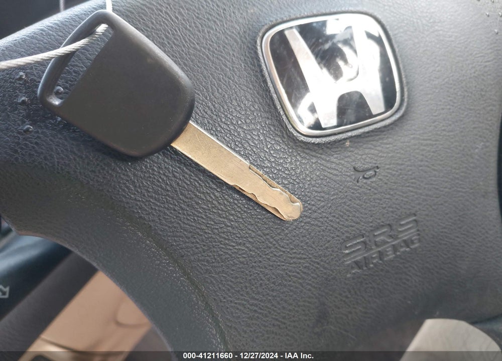 2005 HONDA CIVIC HYBRID VIN: JHMES96645S007107