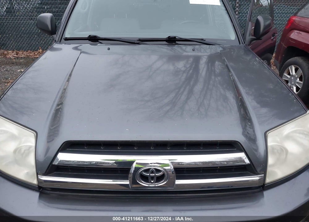 2005 TOYOTA 4RUNNER SR5 V6 VIN: JTEBU14R158047232
