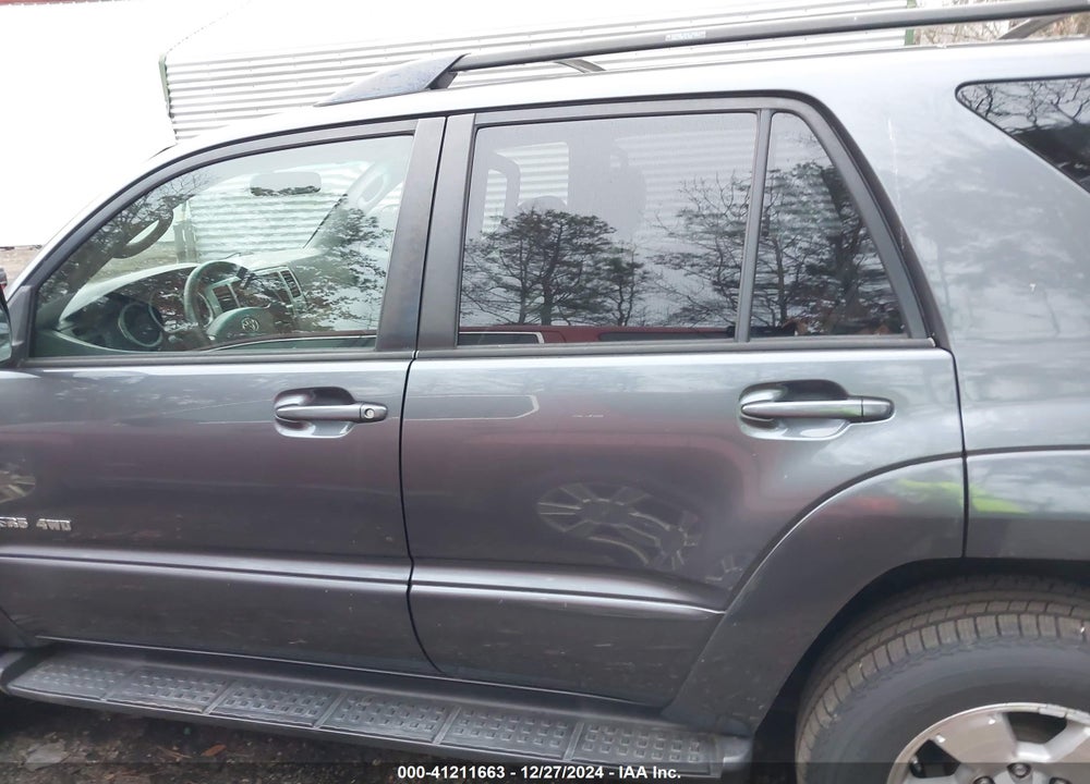 2005 TOYOTA 4RUNNER SR5 V6 VIN: JTEBU14R158047232