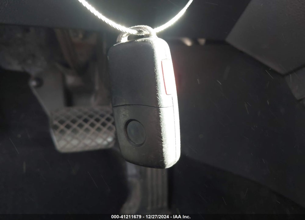 2012 VOLKSWAGEN JETTA 2.5L SE VIN: 3VWDP7AJ5CM451212