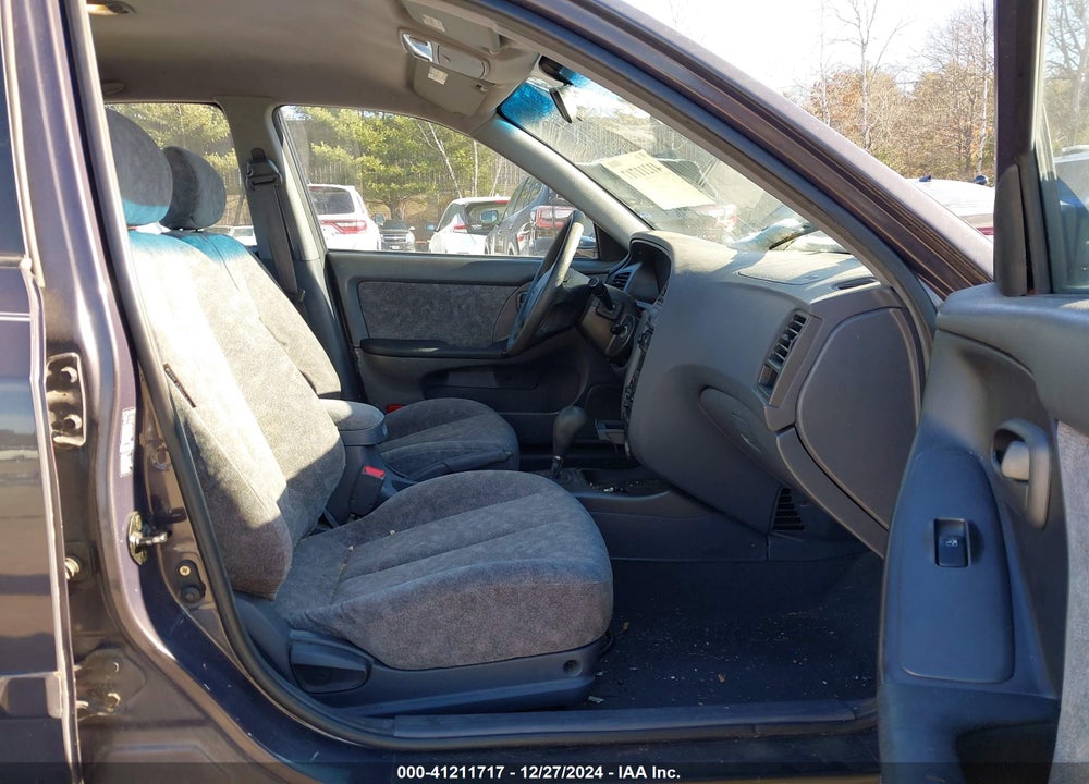 2001 HYUNDAI ELANTRA GLS VIN: KMHDN45D11U220176