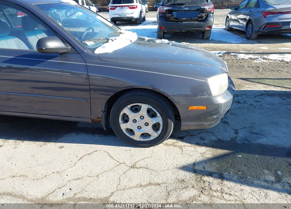 2001 HYUNDAI ELANTRA GLS VIN: KMHDN45D11U220176