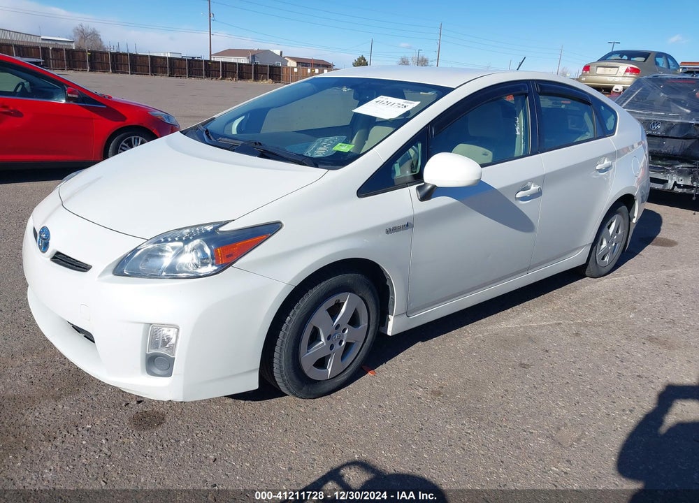 2011 TOYOTA PRIUS TWO VIN: JTDKN3DU5B1404403