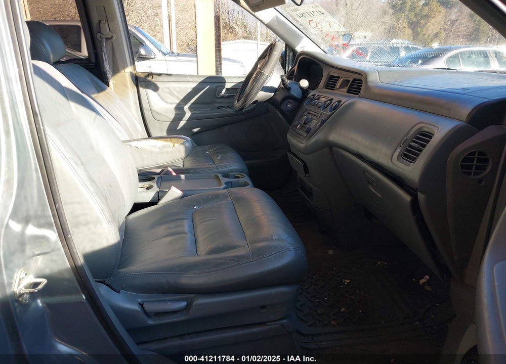 2002 HONDA ODYSSEY EX-L VIN: 5FNRL18022B041677