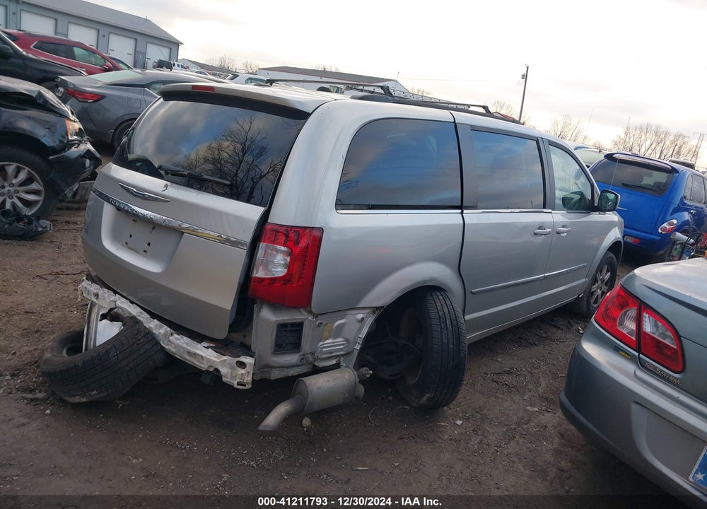 2011 CHRYSLER TOWN & COUNTRY VIN: 2A4RR5DG1BR771619