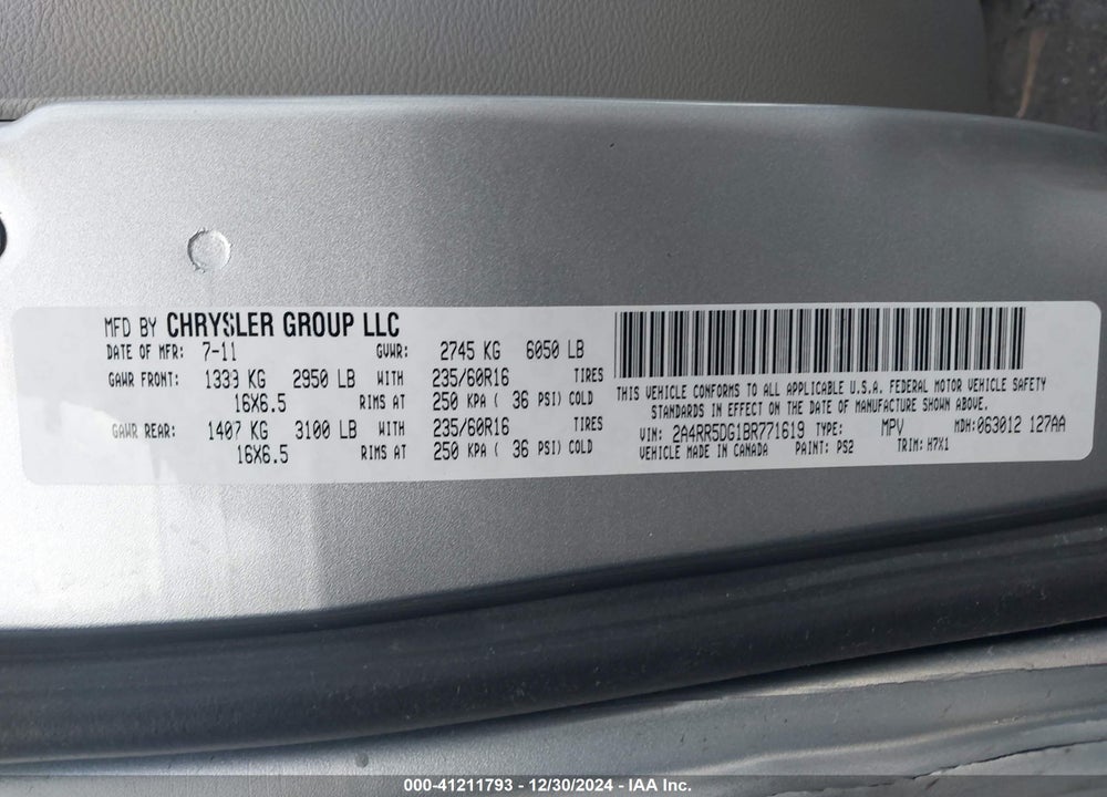 2011 CHRYSLER TOWN & COUNTRY VIN: 2A4RR5DG1BR771619