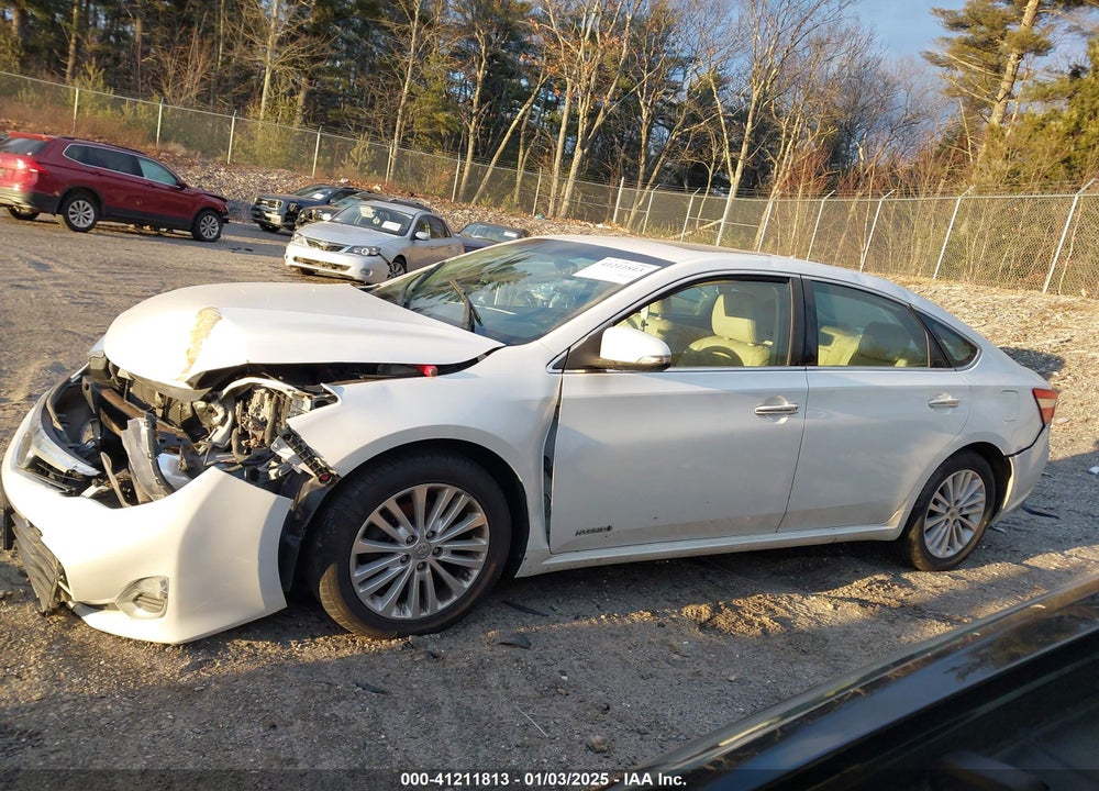 2014 TOYOTA AVALON VIN: 4T1BD1EB3EU033082