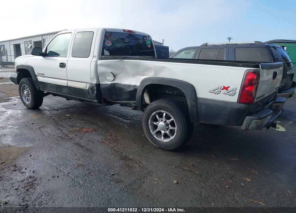 2003 CHEVROLET SILVERADO 2500HD LS VIN: 1GCHK29U43E153955