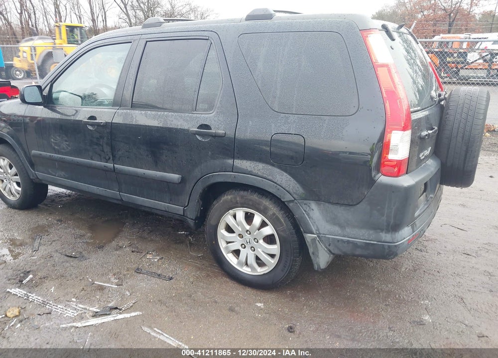 2005 HONDA CR-V EX VIN: SHSRD78885U305861