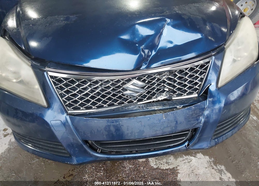 2010 SUZUKI KIZASHI SE VIN: JS2RE9A31A6101333