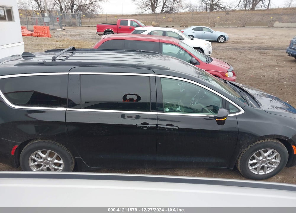 2022 CHRYSLER PACIFICA TOURING L VIN: 2C4RC1BG6NR177034