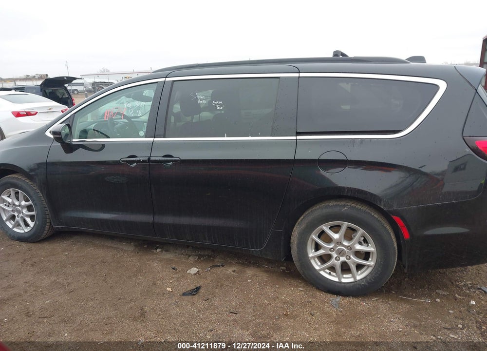 2022 CHRYSLER PACIFICA TOURING L VIN: 2C4RC1BG6NR177034