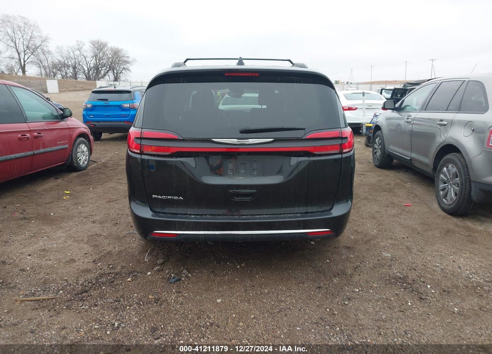 2022 CHRYSLER PACIFICA TOURING L VIN: 2C4RC1BG6NR177034