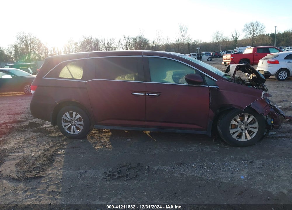 2015 HONDA ODYSSEY VIN: 5FNRL5H65FB060824