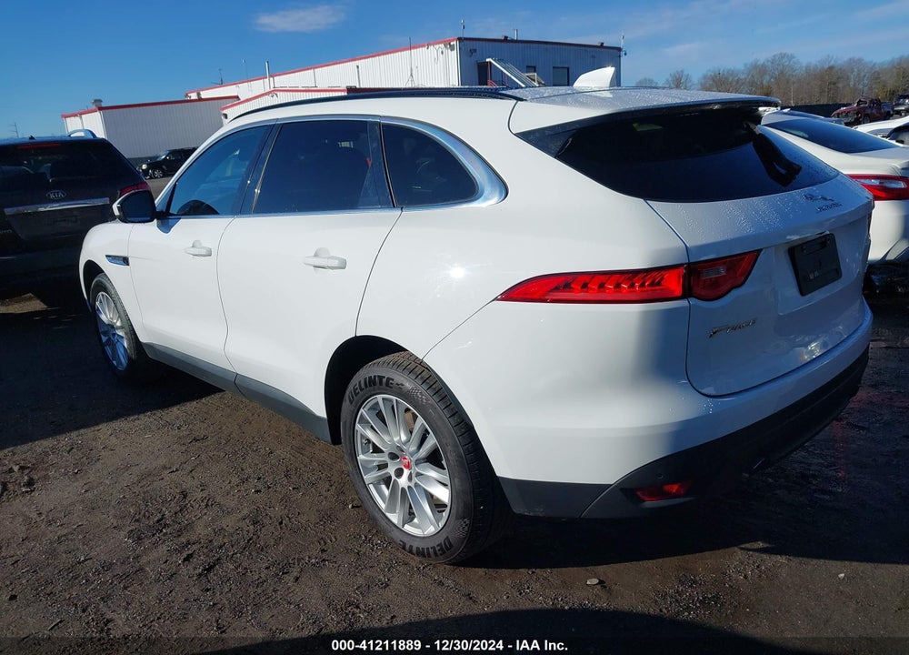 2019 JAGUAR F-PACE VIN: SADCK2FX4KA601422