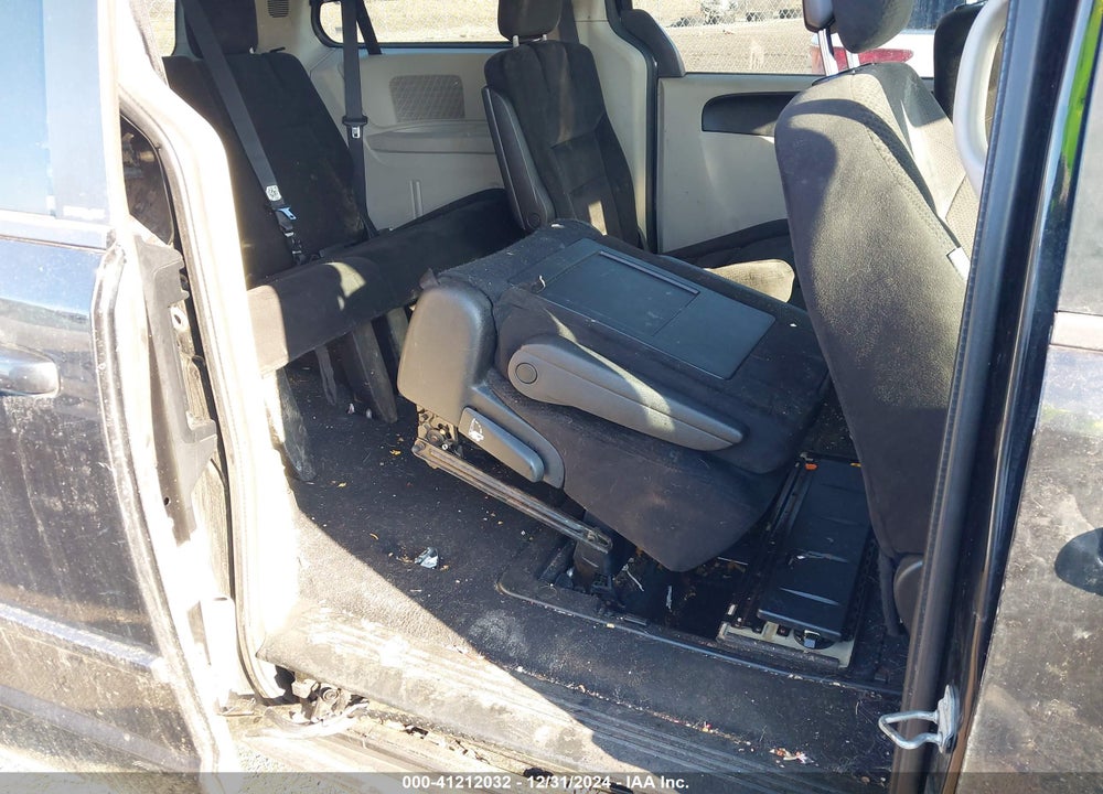 2014 DODGE GRAND CARAVAN SXT VIN: 2C4RDGCG5ER266317