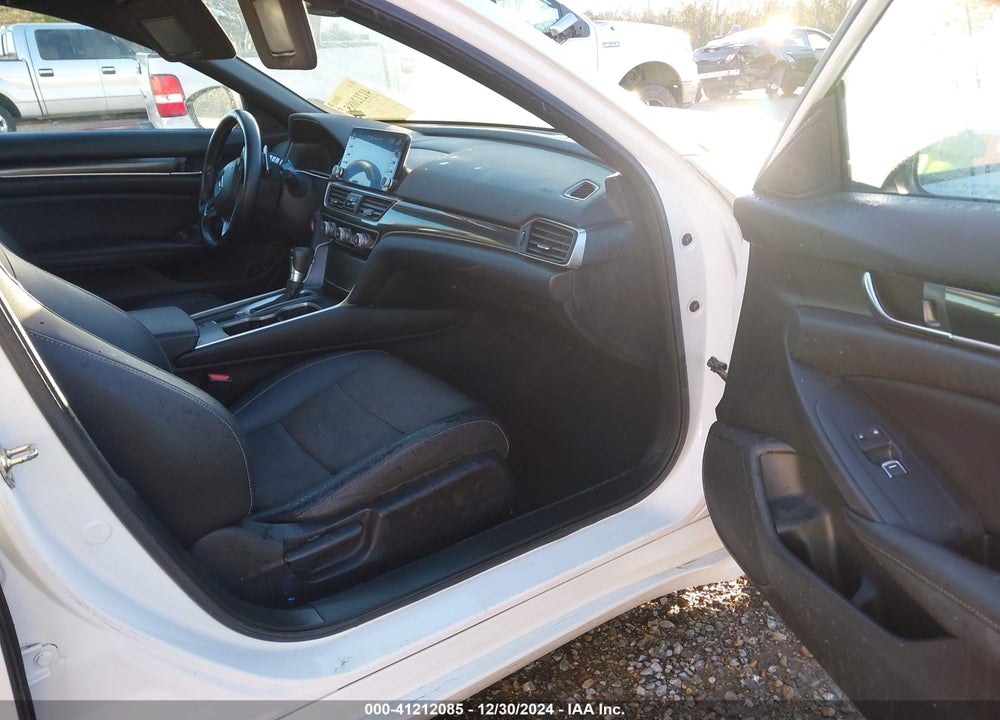 2019 HONDA ACCORD SPORT VIN: 1HGCV1F33KA026029